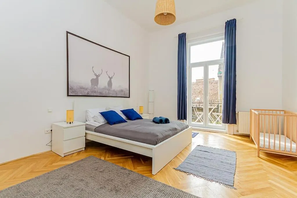 Gusto Della Vita By Nw Budapest 0*,  Hungary