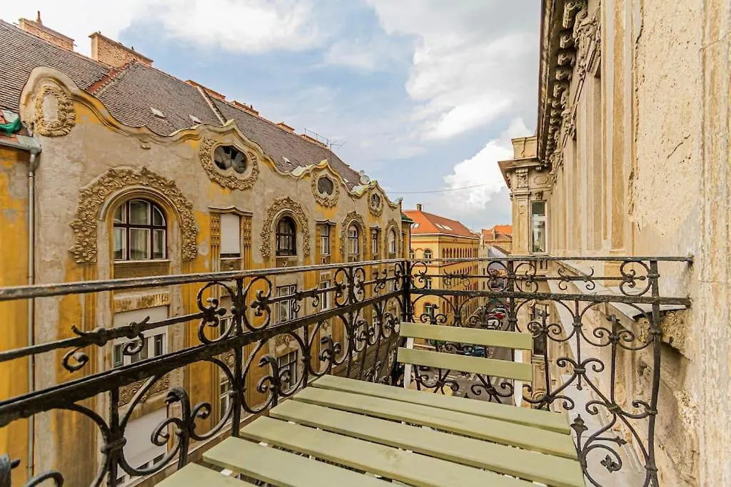 Gusto Della Vita By Nw Budapest Apartment